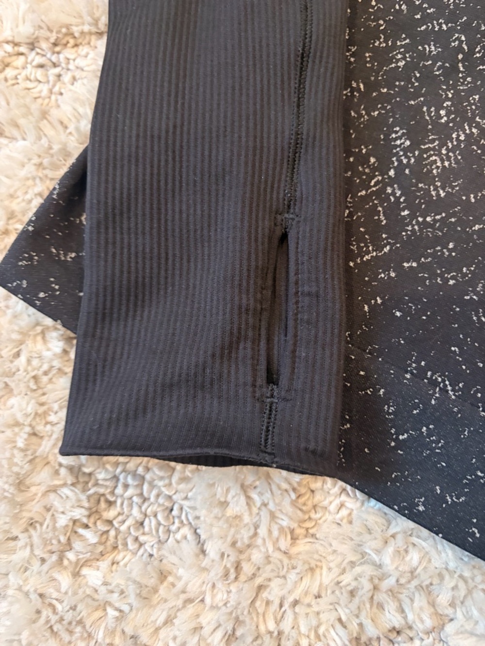 Lululemon Rest Less Cropped 1/2 Zip in Herringbone - EUC - Picture 5 of 9